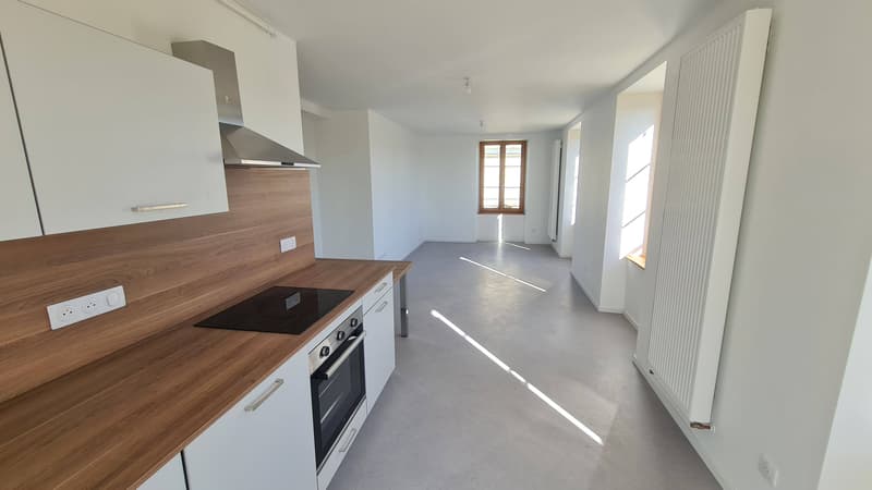 F4 Neu mit großer Terrasse (3)