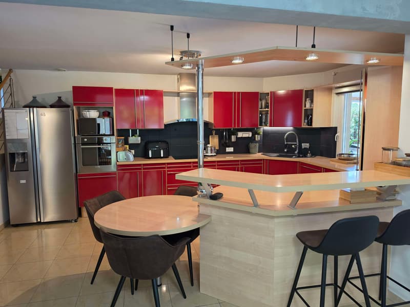 Maison contemporaine sur 14,40 ares (2)