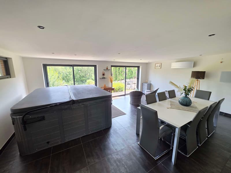 Maison contemporaine sur 14,40 ares (8)