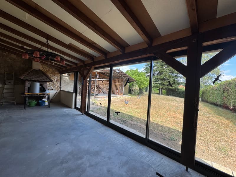 maison 5 pièces sur une beau terrain de 8.29 ares (7)
