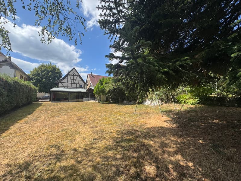 maison 5 pièces sur une beau terrain de 8.29 ares (10)
