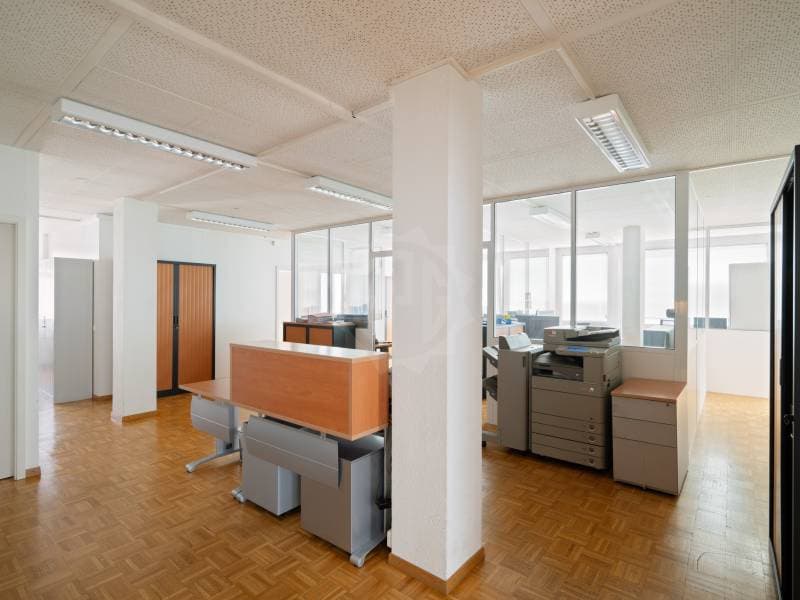 Chaleureux bureaux - Genève (5)