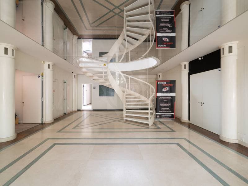 Bureaux ensoleillé - Meyrin (2)
