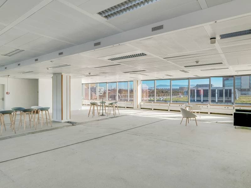Bright Offices - Vernier (7)