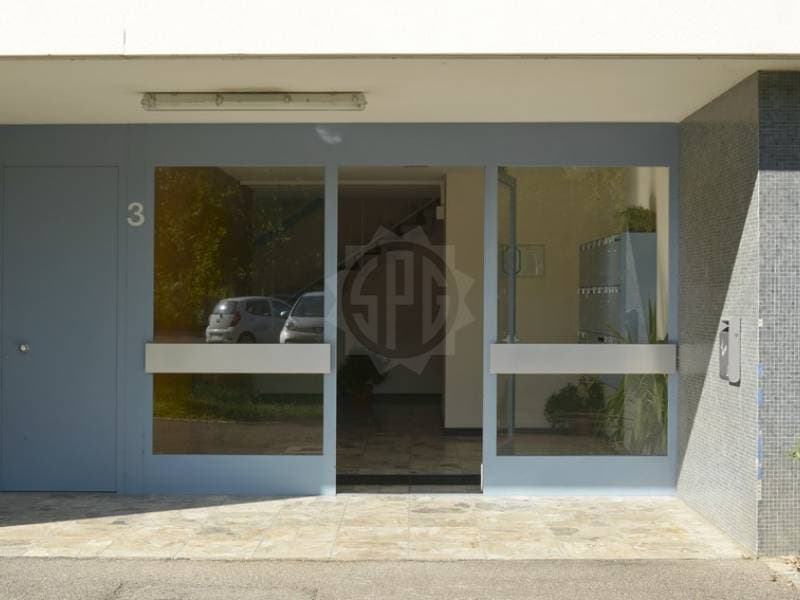 Parkplatz - Thônex (4)
