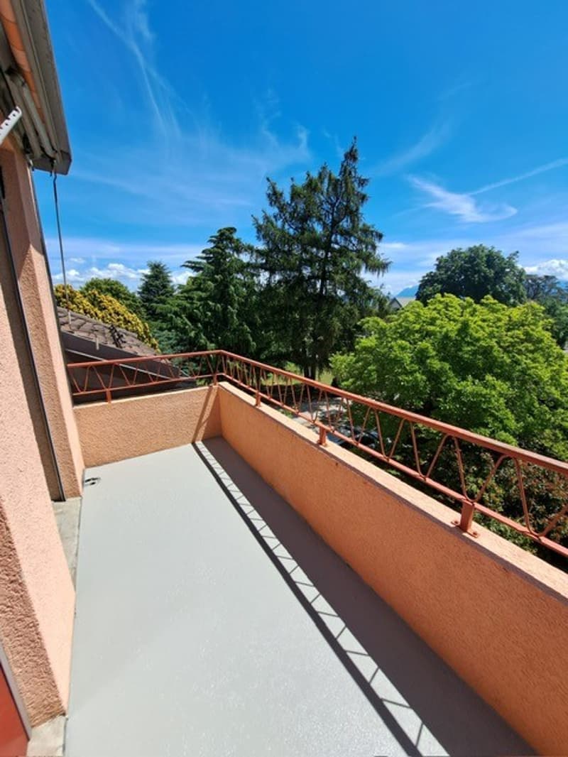 3-room apartment with mezzanine in Saint-Prex (9)