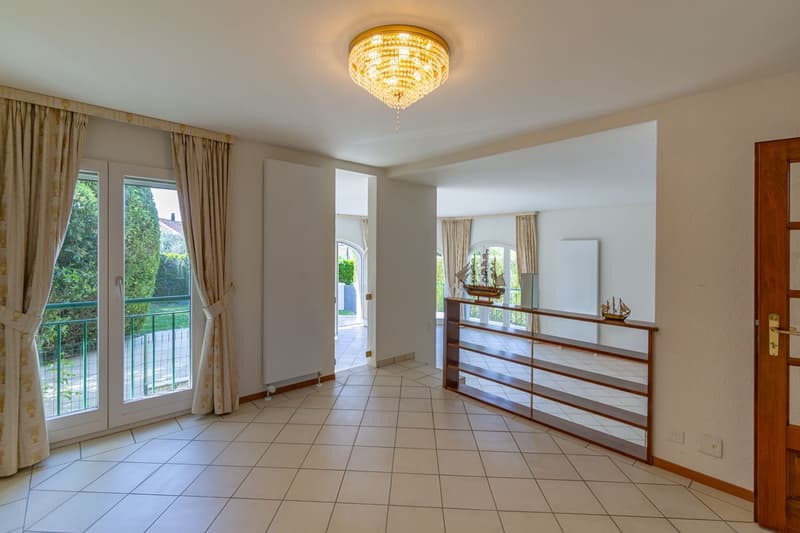 Beautiful individual villa with garden in Vésenaz (5)