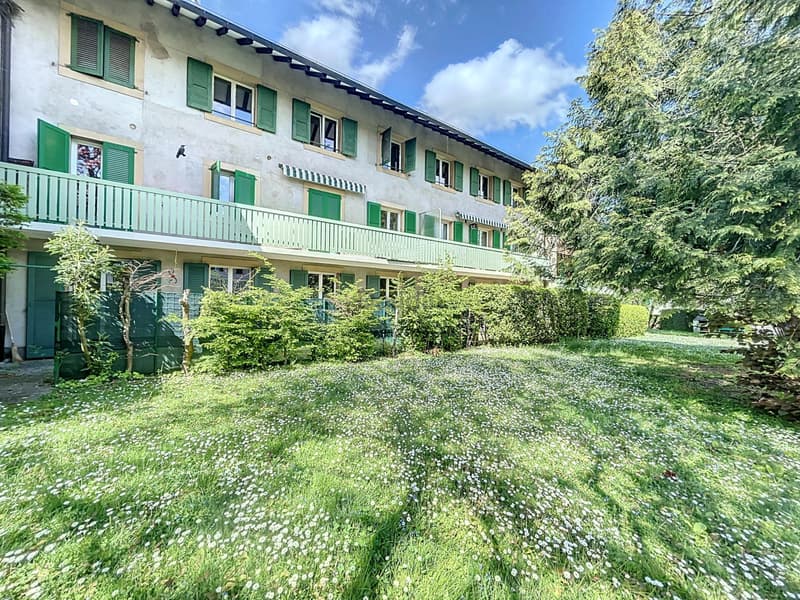 CASATAX Appartement rénové de 3 pièces en rez-de-jardin à Bernex (1)