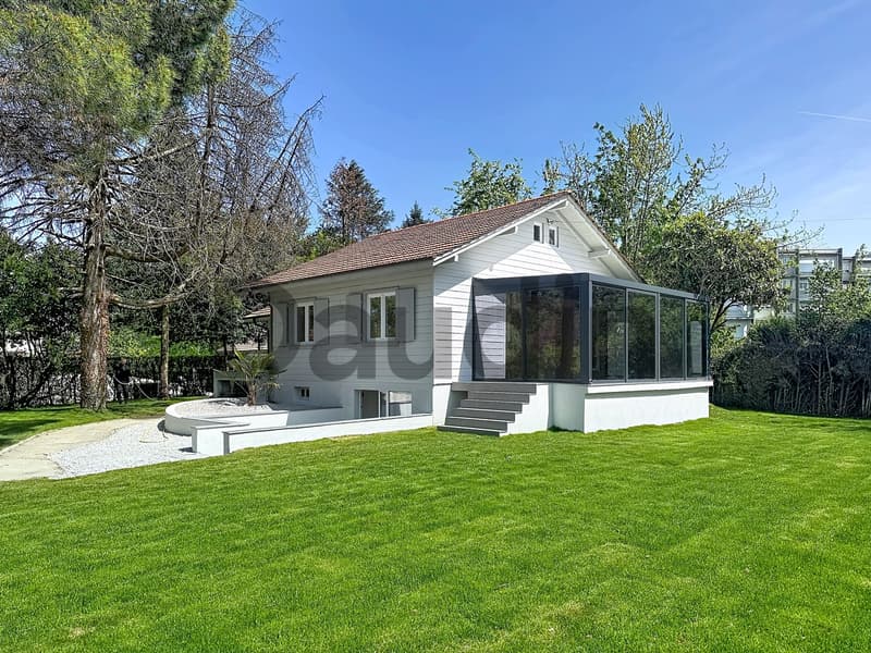 Detached house with 7 rooms, completely renovated (2)