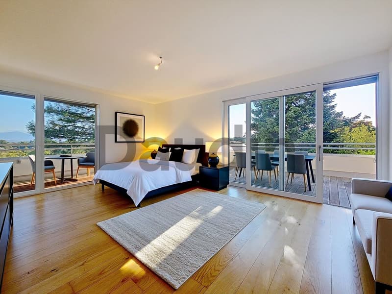 Individual villa with 14 rooms, completely renovated (6)