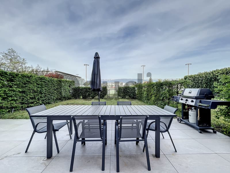 CASATAX Opportunity! 4-Room Ground-Floor Apartment (2)