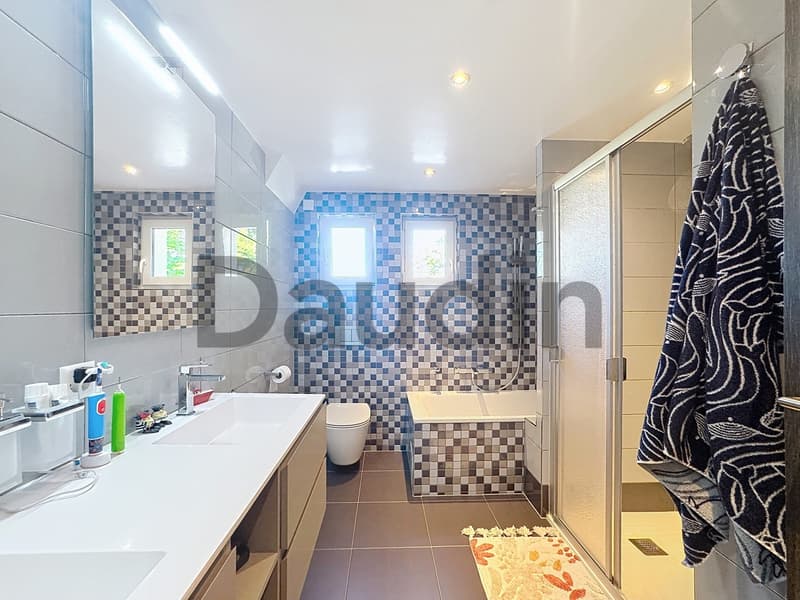 Schönes 9-Zimmer-Familienhaus renoviert (6)