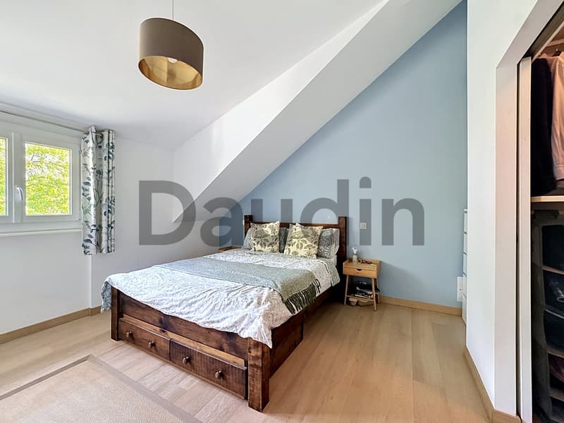 Schönes 9-Zimmer-Familienhaus renoviert (8)