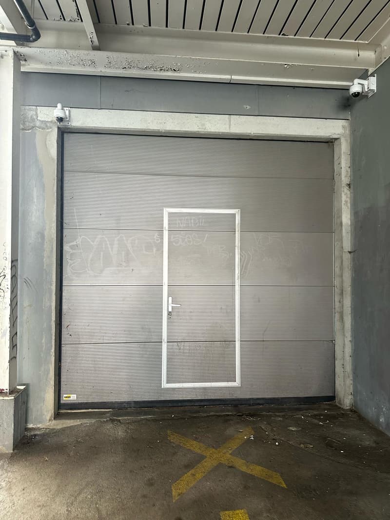 Lagerfläche von 263m2 zur Miete im Zentrum von Cernier (5)