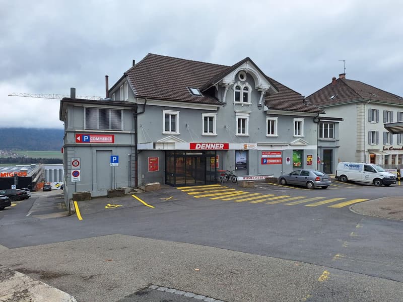 Zu vermieten – Individuelle Bürofläche im Herzen von Cernier (NE) ! (1)