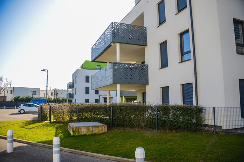 Appartement moderne de 3 pièces avec balcon à Sierentz (3)