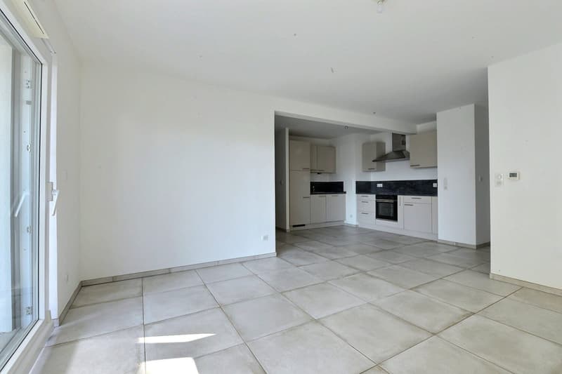 Appartement moderne de 3 pièces avec balcon à Sierentz (10)