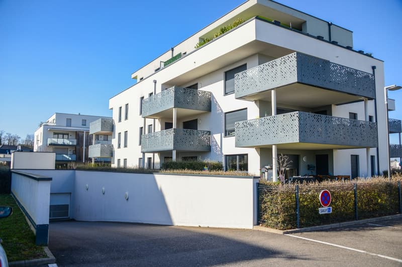 Appartement moderne de 3 pièces avec balcon à Sierentz (6)