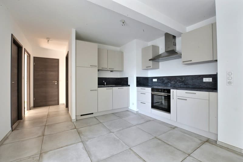 Appartement moderne de 3 pièces avec balcon à Sierentz (11)