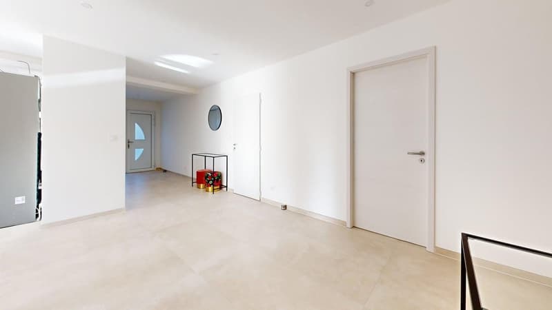 Maison à étage unique moderne avec finitions de haute qualité et vues ouvertes (7)