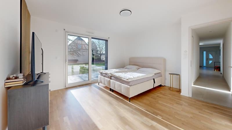 Maison à étage unique moderne avec finitions de haute qualité et vues ouvertes (10)