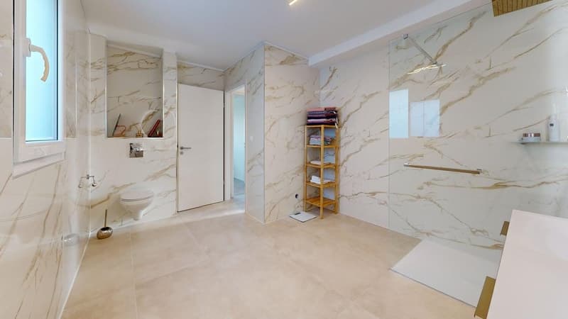 Maison à étage unique moderne avec finitions de haute qualité et vues ouvertes (6)