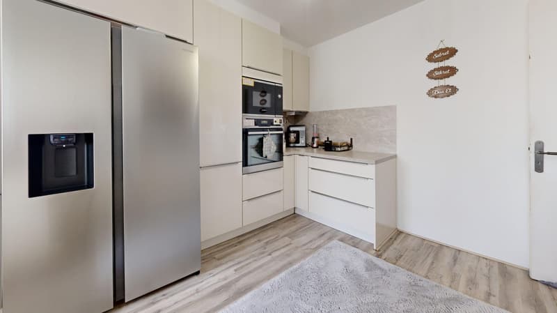 Bright and spacious 4-room apartment – 84 m² – Available immediately (5)