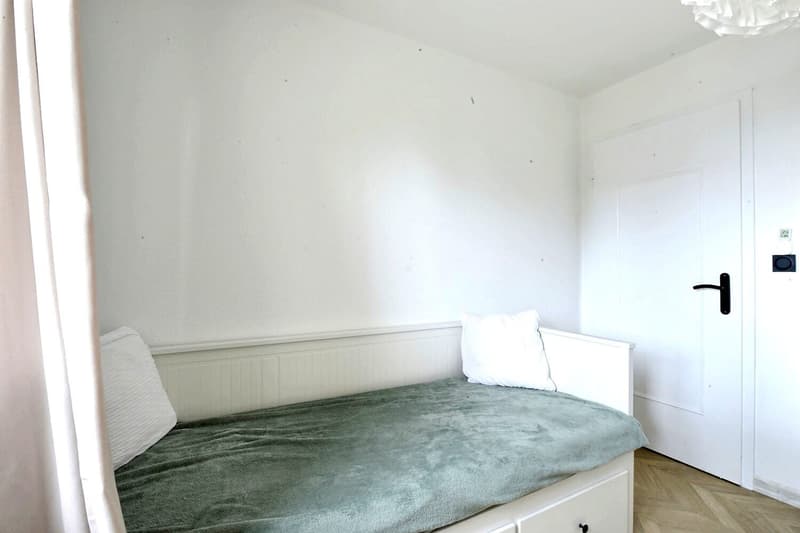 4-bedroom apartment with 74.40 m² on the 1st floor in Village-Neuf (12)
