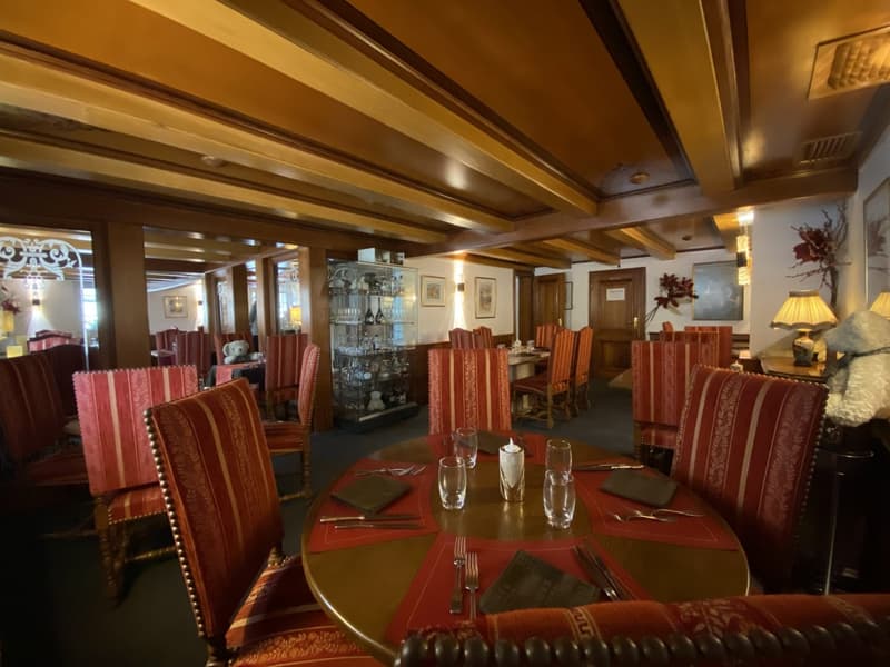 Café-Restaurant de Caractère à Vendre à Hesingue – 430 m² de Charme Alsacien (7)