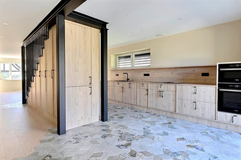 Einfamilienhaus in Buschwiller. 179 m², 6 Zimmer, 4 Schlafzimmer. (13)