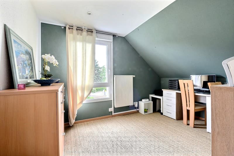 Attraktives 5-Zimmer-Haus in Village-Neuf (3)