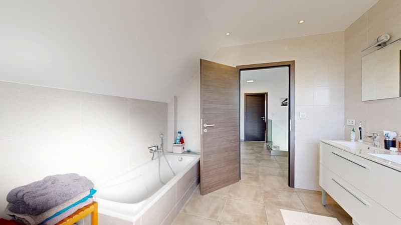 Modern, networked single-family house (16)