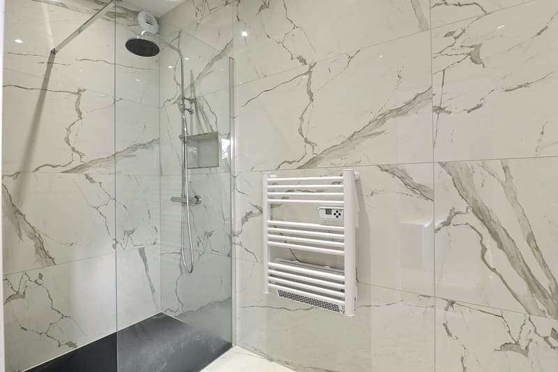 Maison résidentielle moderne durable – Style, confort et mobilité aux portes de Bâle (17)