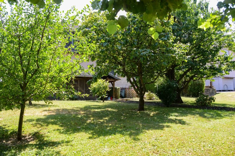 Folgensbourg – Freistehendes Einfamilienhaus mit großem Grundstück und privatem Wald (29)