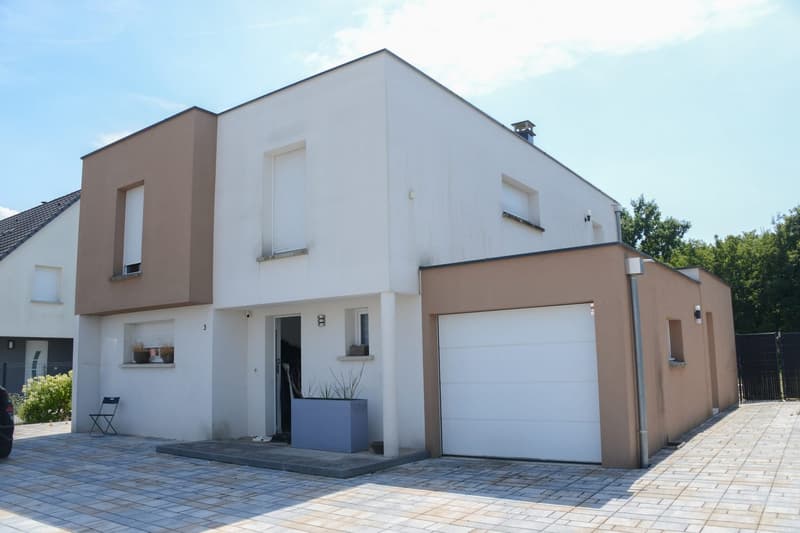 Modern single-family house in Saint-Louis Neuweg – Peace, comfort, and border proximity (1)