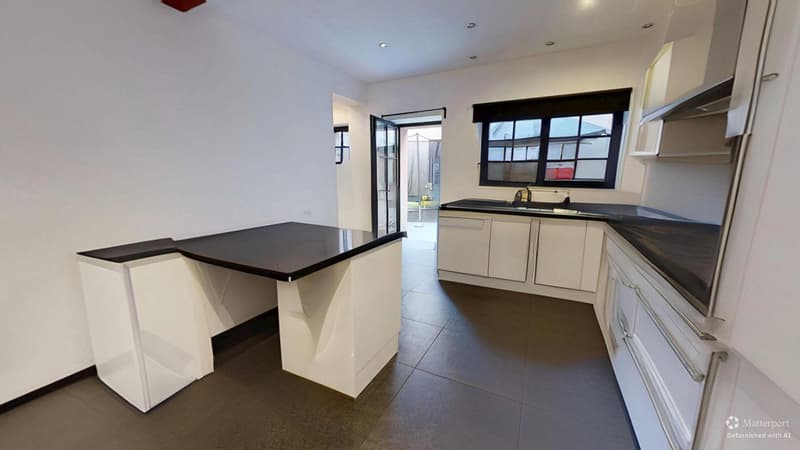 Apartment with 4 rooms and 100.5 m² in Huningue (1)