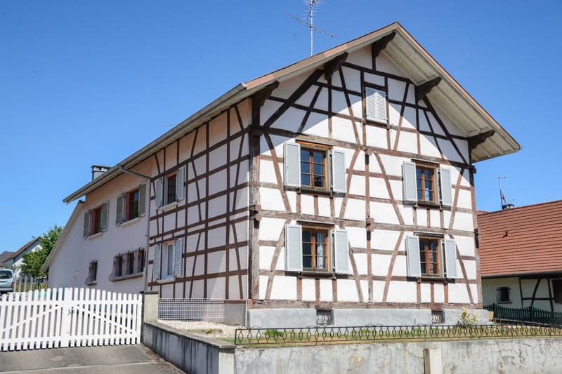 Maison à colombages traditionnelle avec 8 pièces à Illtal – Charme alsacien sur un grand terrain (2)