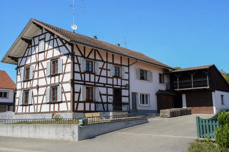 Maison à colombages traditionnelle avec 8 pièces à Illtal – Charme alsacien sur un grand terrain (1)