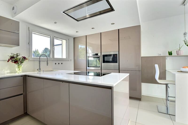 Familienhaus mit Pool in Buschwiller – 7 Zimmer, 164 m² (9)