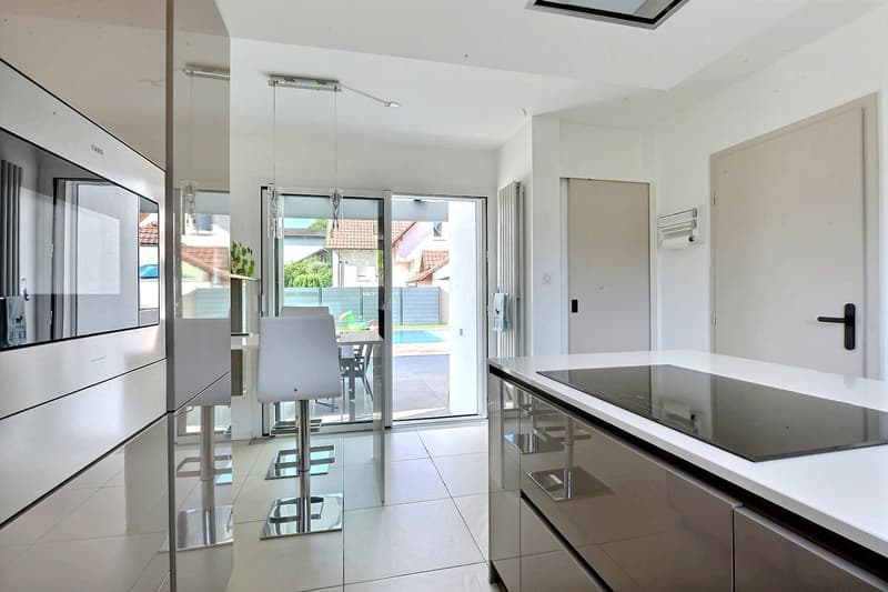 Familienhaus mit Pool in Buschwiller – 7 Zimmer, 164 m² (10)