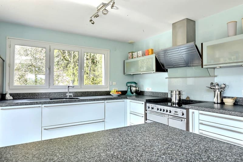 EXKLUSIVES EINFAMILIENHAUS AM WALDRAND – RUHE, NATUR & NÄHE ZU BASEL (32)