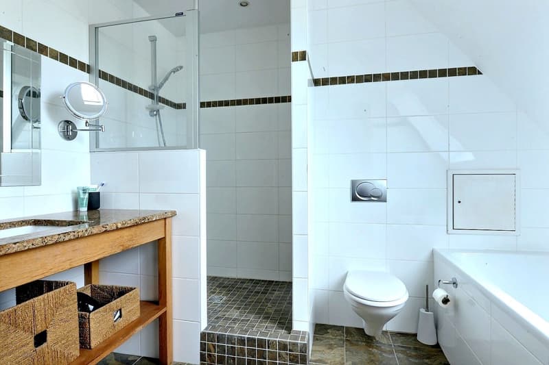 EXKLUSIVES EINFAMILIENHAUS AM WALDRAND – RUHE, NATUR & NÄHE ZU BASEL (27)