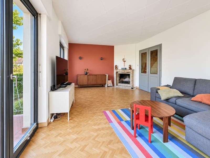 Spacious 5-Bedroom Family Home, 165 m², Full Basement and 3-Car Garage in Sausheim (10)