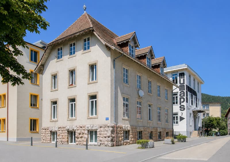 Spacieux appartement PPE de 3.5 pièces à rénover Au coeur de Ste-Croix (1)