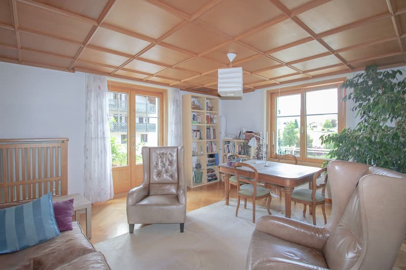 Salon-séjour avec accès au balcon