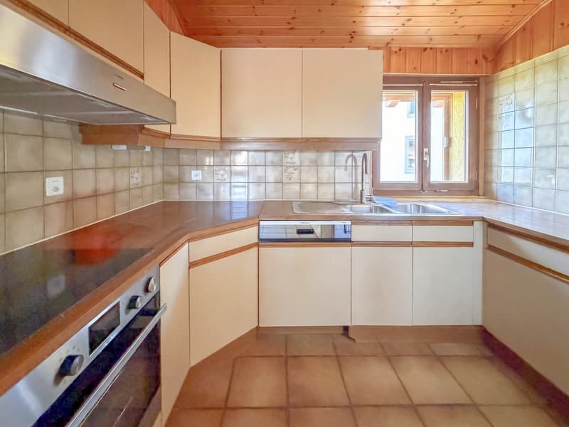 Appt de 4.5 pièces à l'étage - cuisine agencée