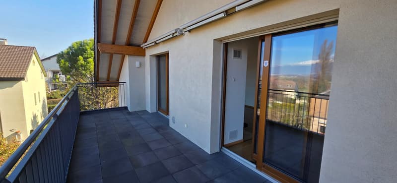 Superbo e unico appartamento duplex in attico a Bernex (4)