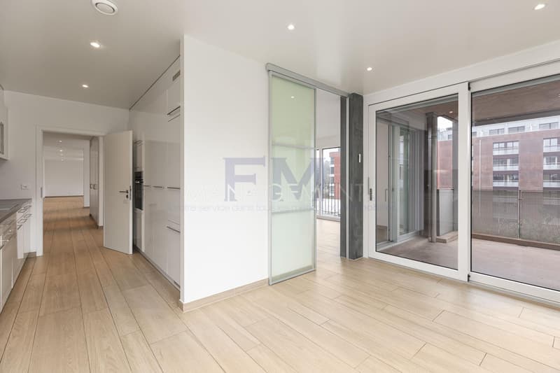 Ch. du Velours, 9-Zimmer-Wohnung im 3. Stock (4)