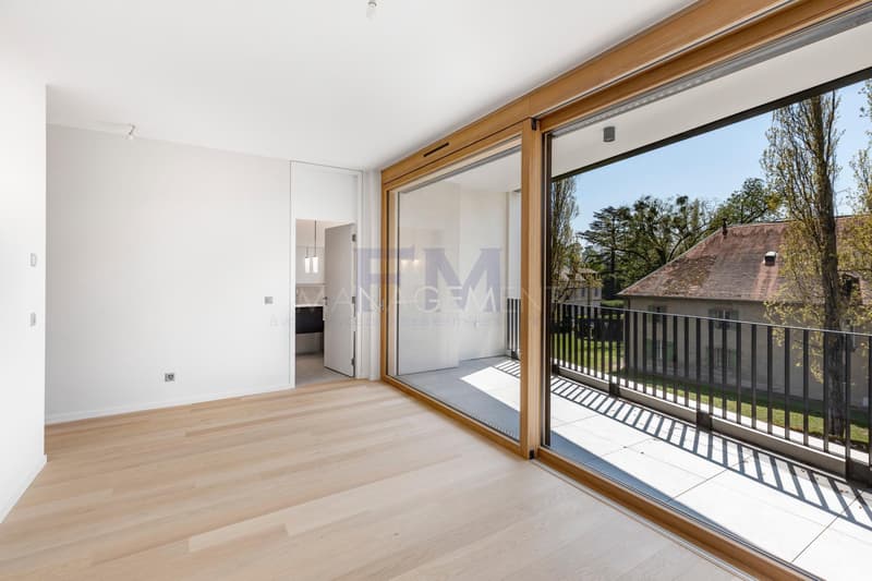 Attic apartment of approximately 170m2 PPE with large rooftop terrace (9)