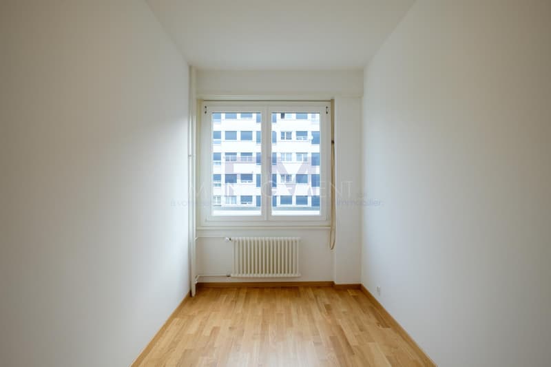 Servette, Avenue de Luserna, 4 pezzi al 3° piano, di ca. 65m2 (3)